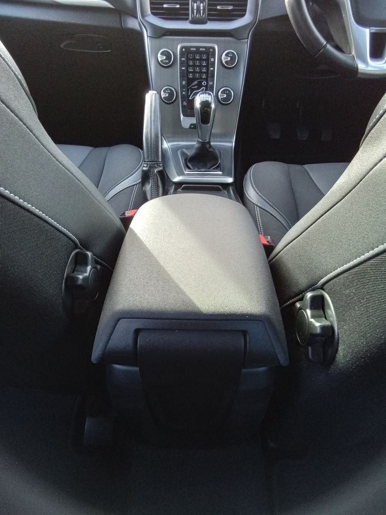 Used Volvo V40 2015 for sale - 76163093: Photo 41