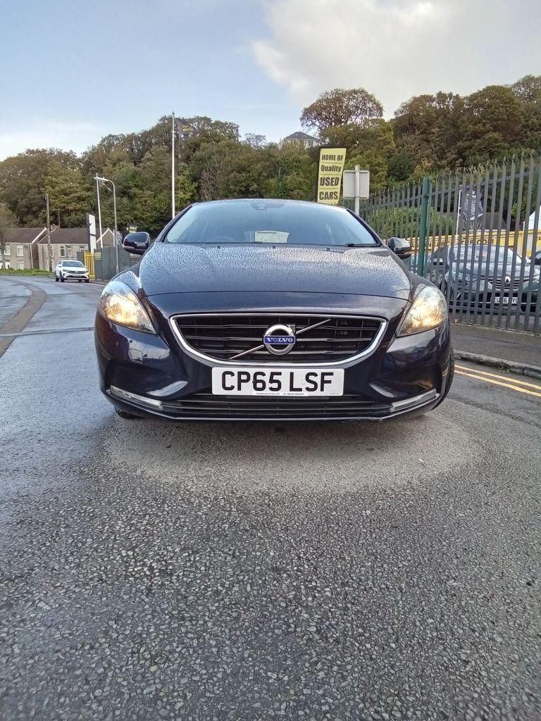 Used Volvo V40 2015 for sale - 76163093: Photo 9