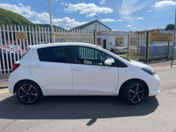 Used Toyota Yaris 2016 for sale - 71097449: Photo