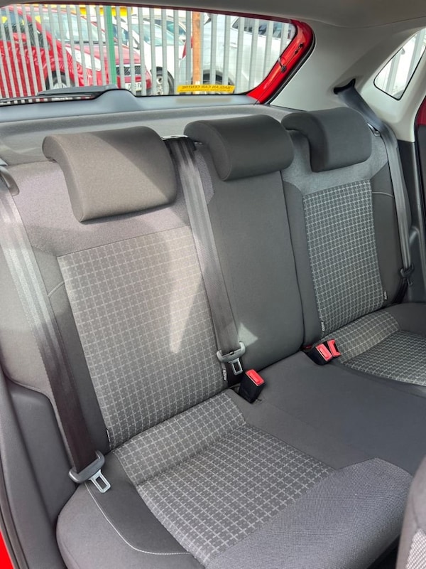 Used Volkswagen Polo 2015 for sale - 74143423: Photo 23