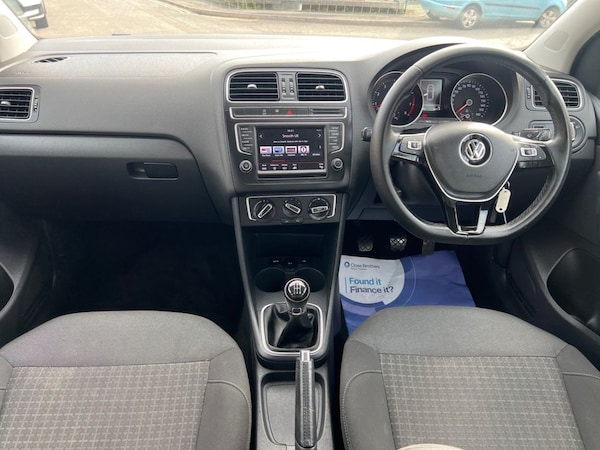 Used Volkswagen Polo 2015 for sale - 74143423: Photo 3