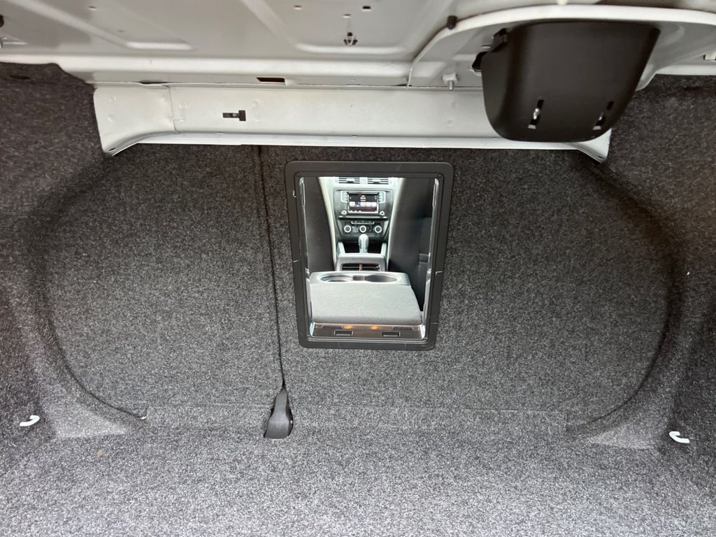 Used Volkswagen Jetta 2017 for sale - 77692648: Photo 48