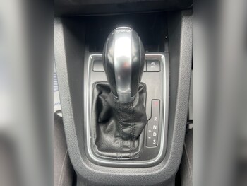 Used Volkswagen Jetta 2017 for sale - 77692648: Photo