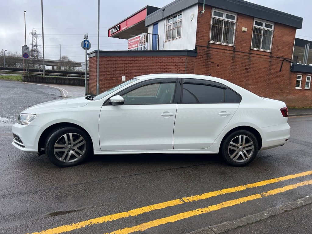 Used Volkswagen Jetta 2017 for sale - 77692648: Photo 7