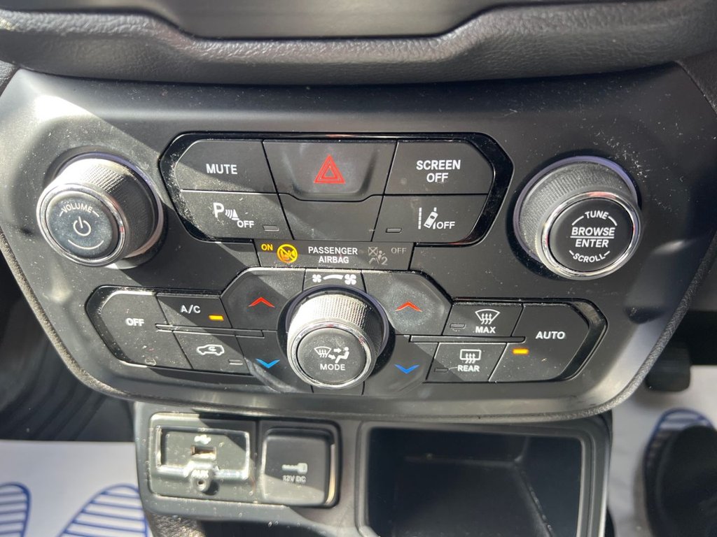 Used Jeep Renegade 2022 for sale - 78017168: Photo 39