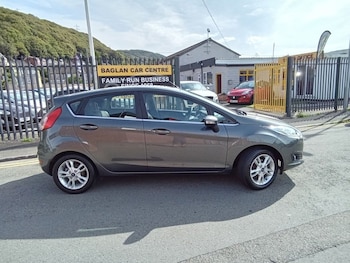 Used Ford Fiesta 2016 for sale - 75854387: Photo