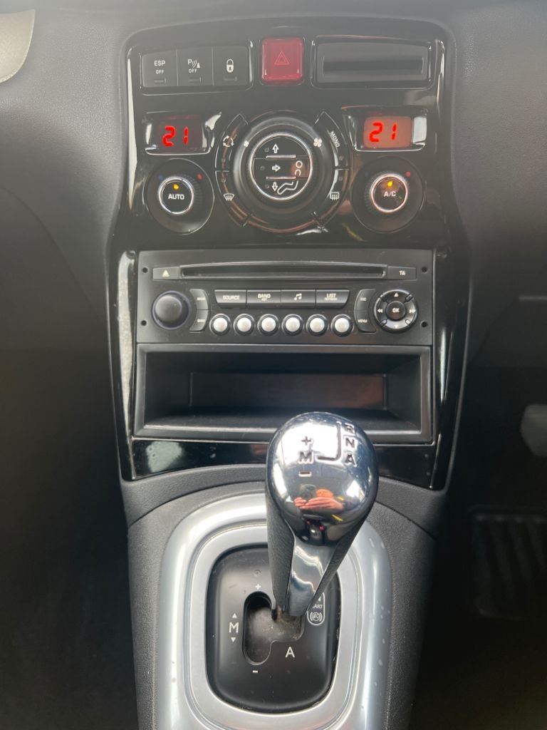 Used Citroen C3 Picasso 2012 for sale - 76724854: Photo 4