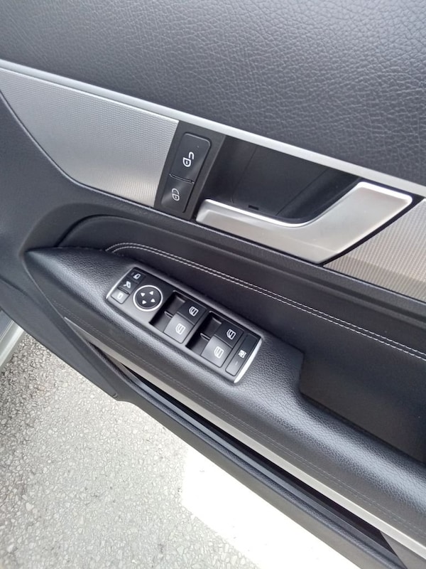 Used Mercedes-Benz E-Class 2014 for sale - 74483459: Photo 33