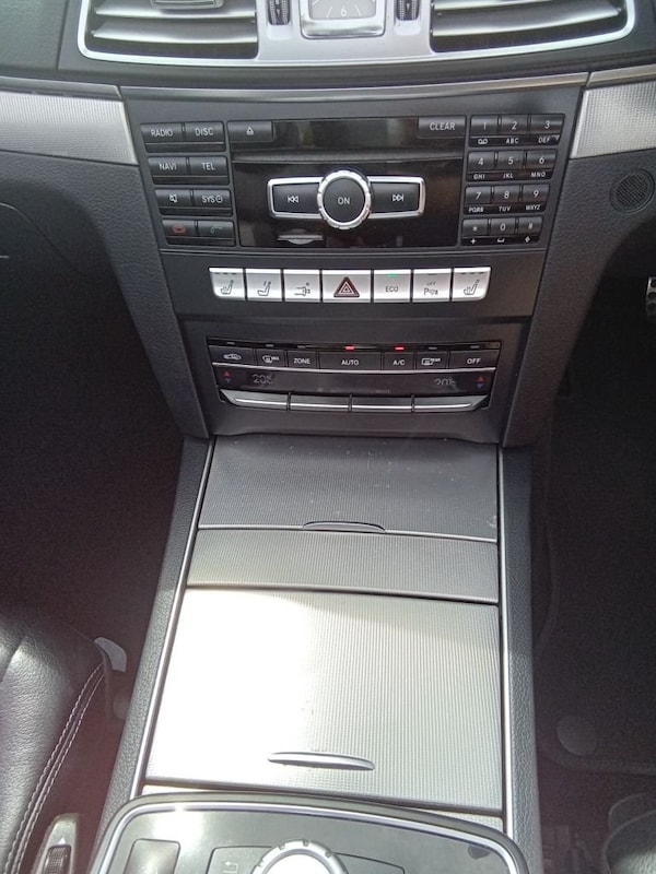 Used Mercedes-Benz E-Class 2014 for sale - 74483459: Photo 42