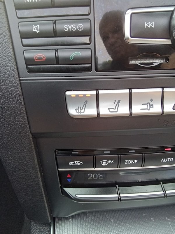 Used Mercedes-Benz E-Class 2014 for sale - 74483459: Photo 43