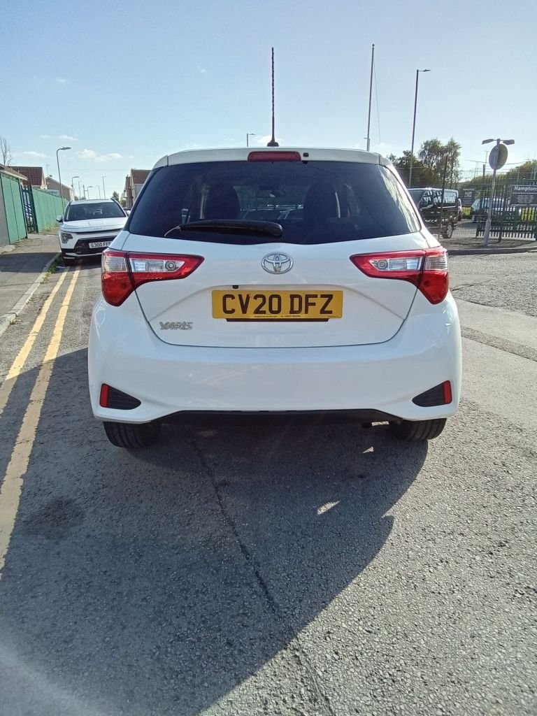 Used Toyota Yaris 2020 for sale - 76081239: Photo 10