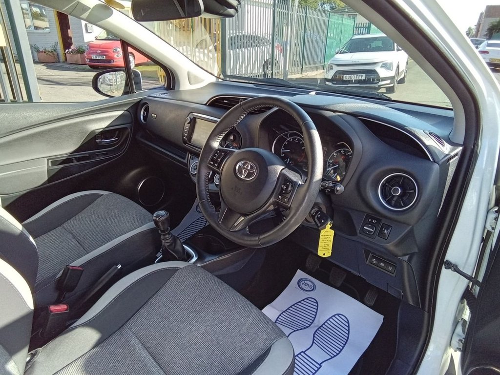 Used Toyota Yaris 2020 for sale - 76081239: Photo 16