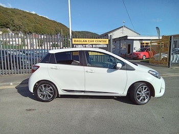 Used Toyota Yaris 2020 for sale - 76081239: Photo 2