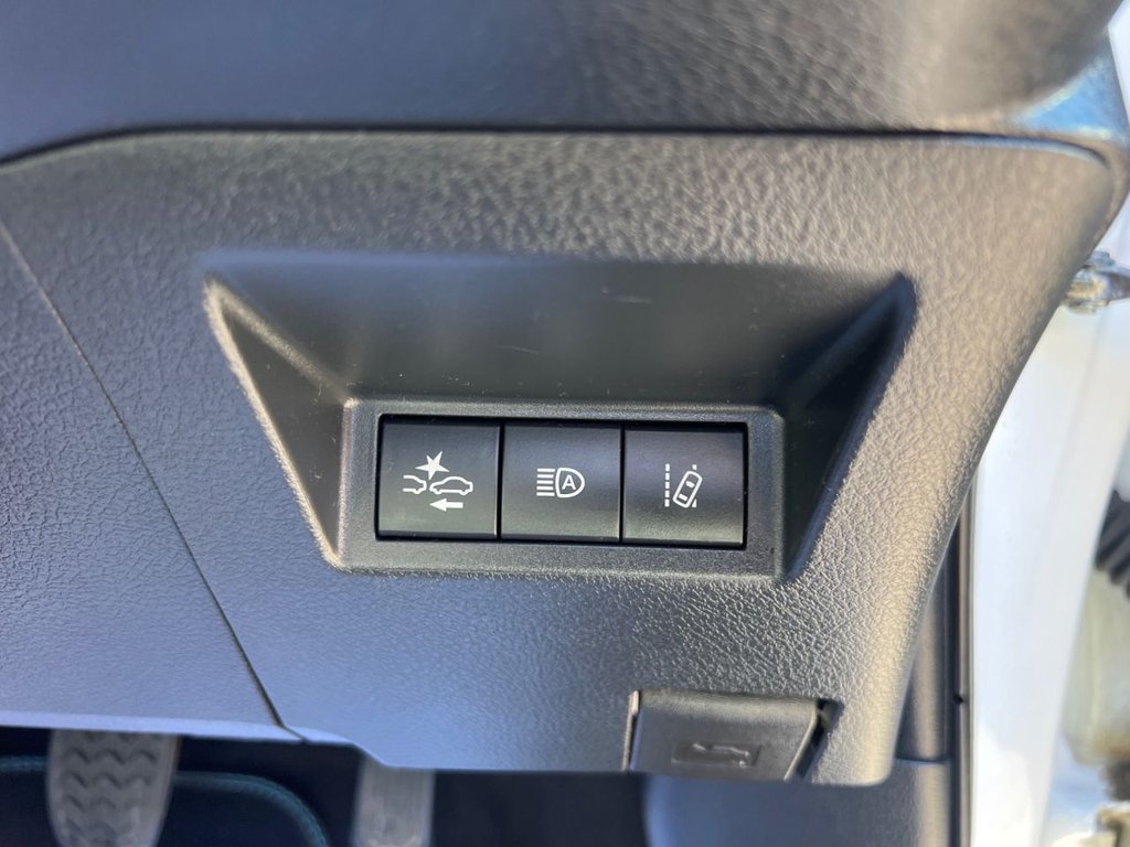 Used Toyota Yaris 2020 for sale - 76081239: Photo 42