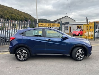 Used Honda HR-V 2018 for sale - 76235708: Photo 2