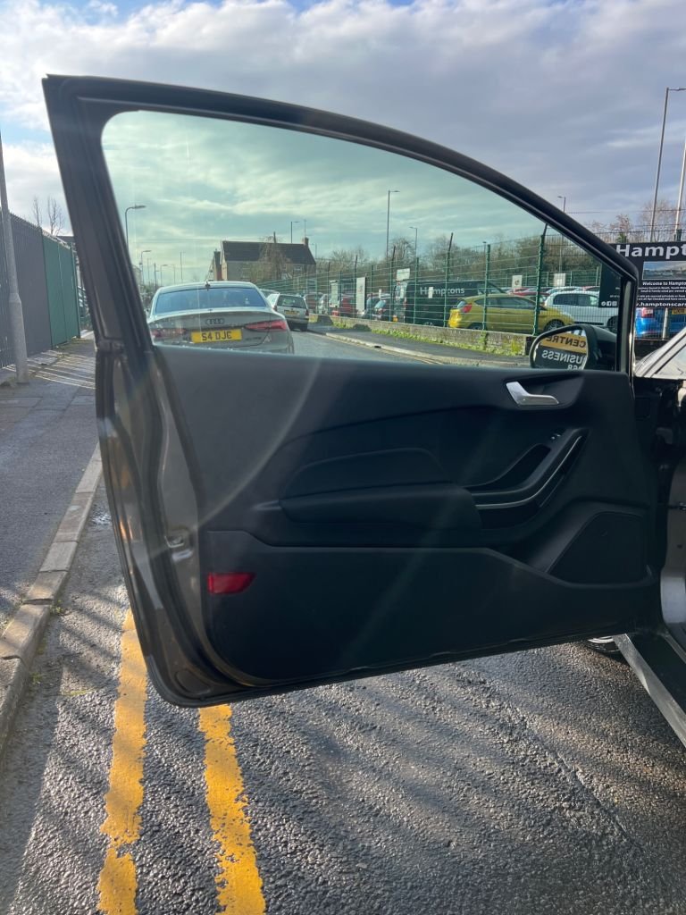 Used Ford Fiesta 2018 for sale - 77609257: Photo 20