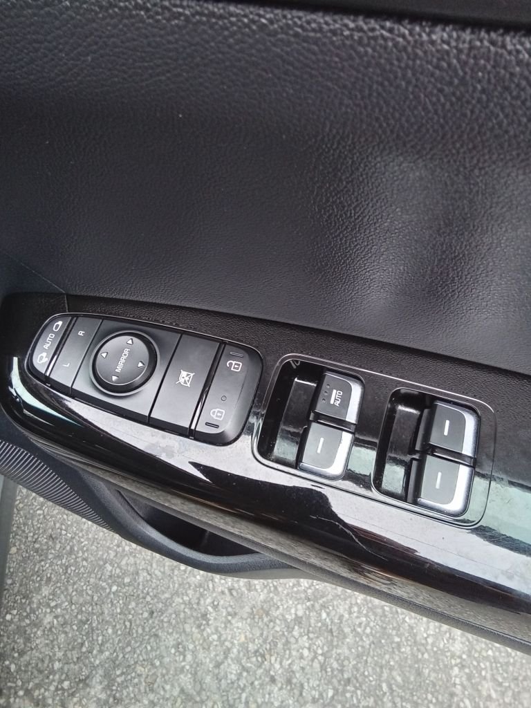 Used Kia Sportage 2017 for sale - 75986085: Photo 37