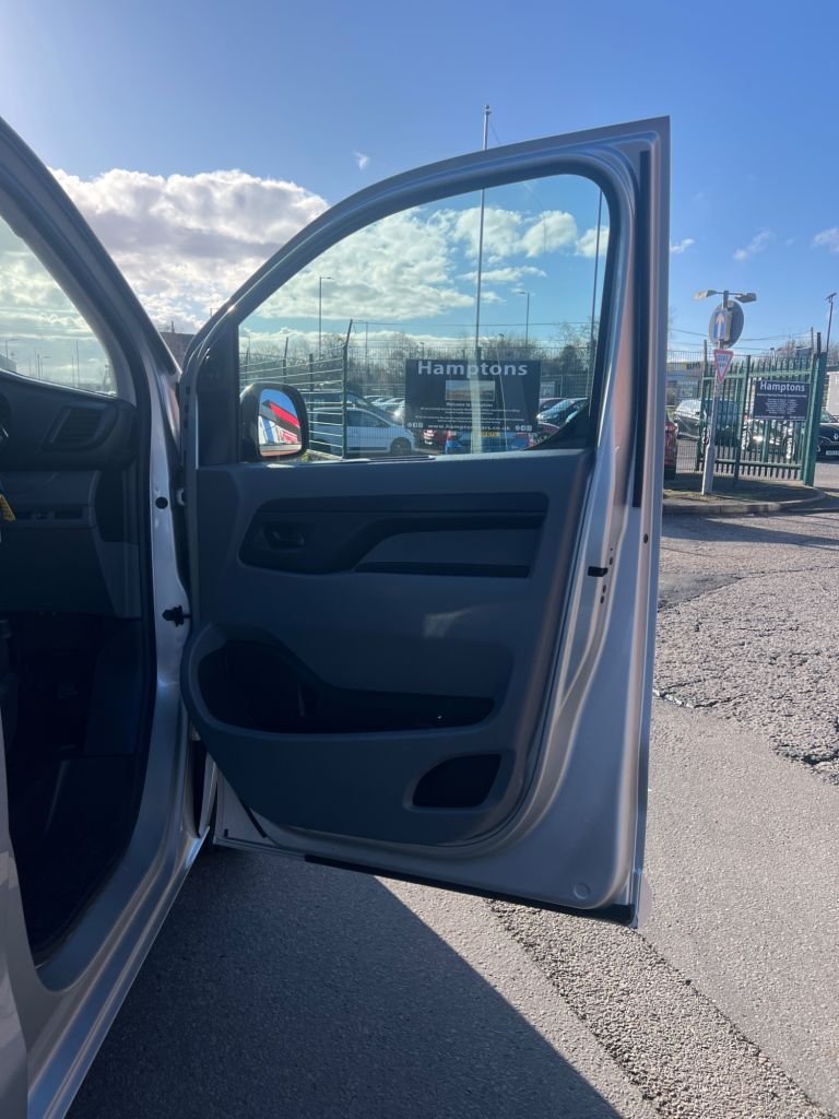 Used Peugeot Expert 2017 for sale - 77436856: Photo 15