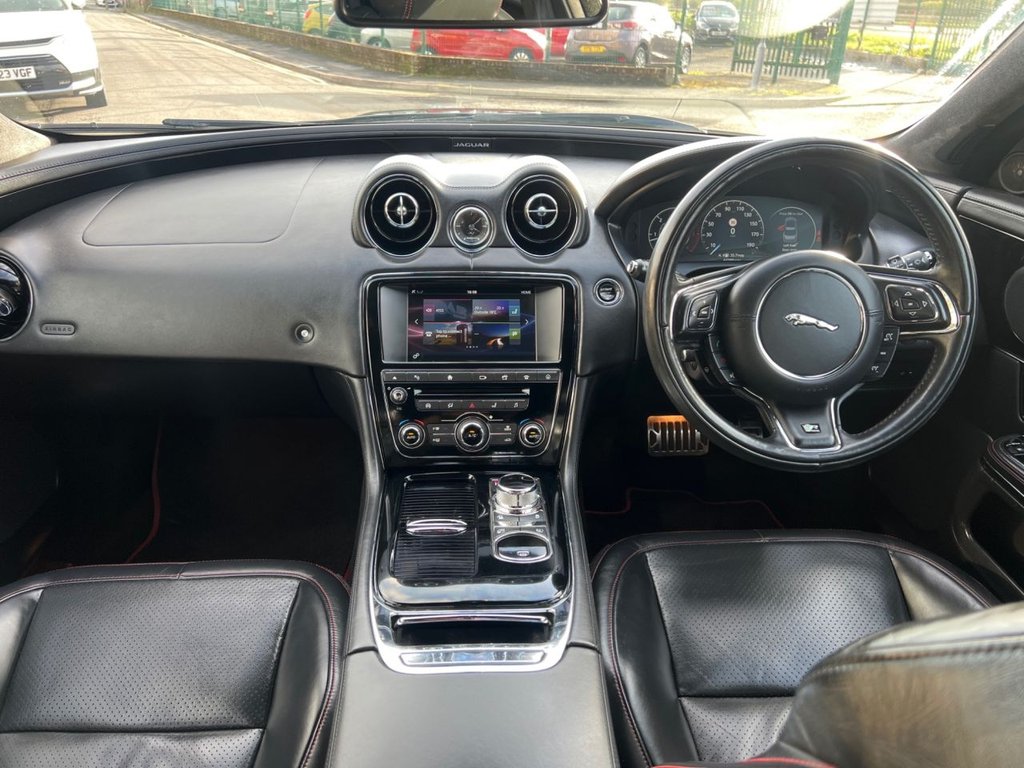 Used Jaguar XJ 2017 for sale - 76417195: Photo 3