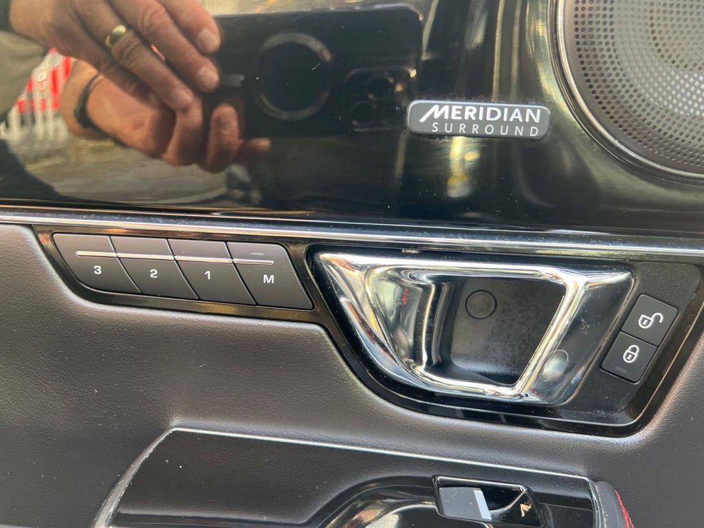 Used Jaguar XJ 2017 for sale - 76417195: Photo 33