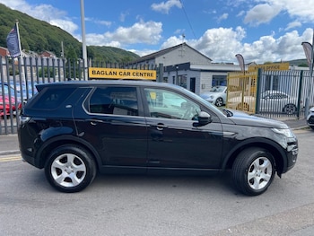 Used Land Rover Discovery Sport 2016 for sale - 79462428: Photo