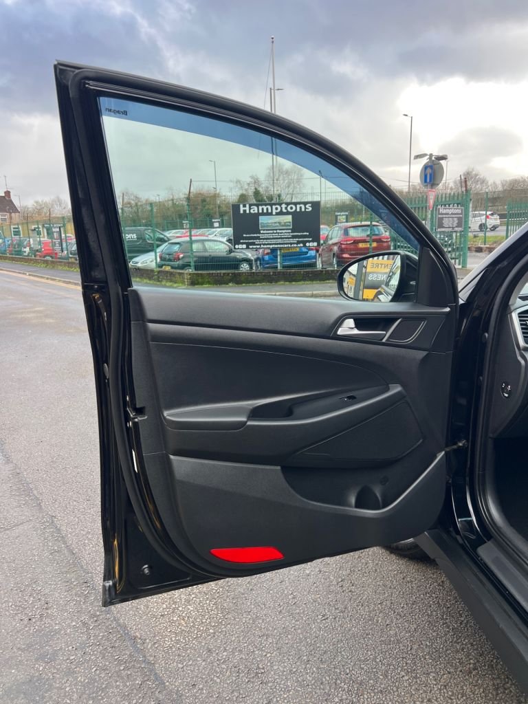 Used Hyundai TUCSON 2017 for sale - 77451949: Photo 16