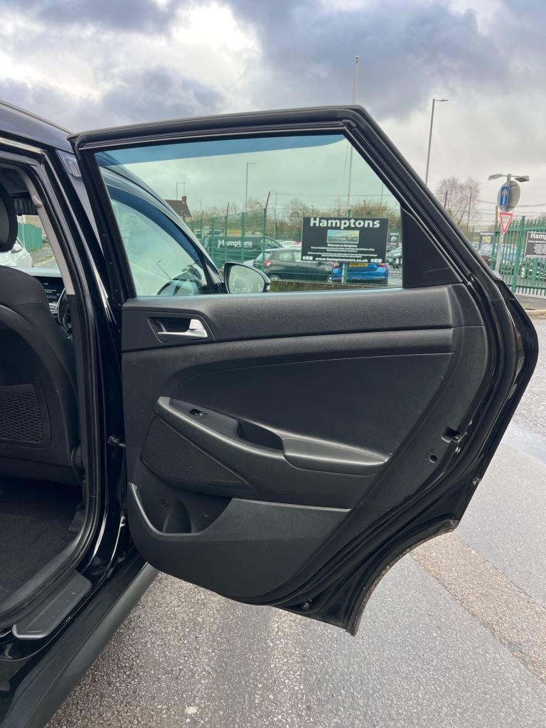 Used Hyundai TUCSON 2017 for sale - 77451949: Photo 19