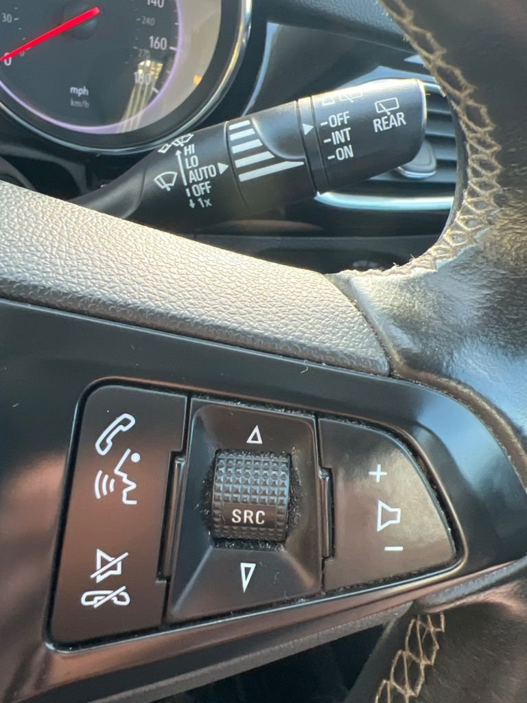 Used Vauxhall Astra 2017 for sale - 76280210: Photo 38