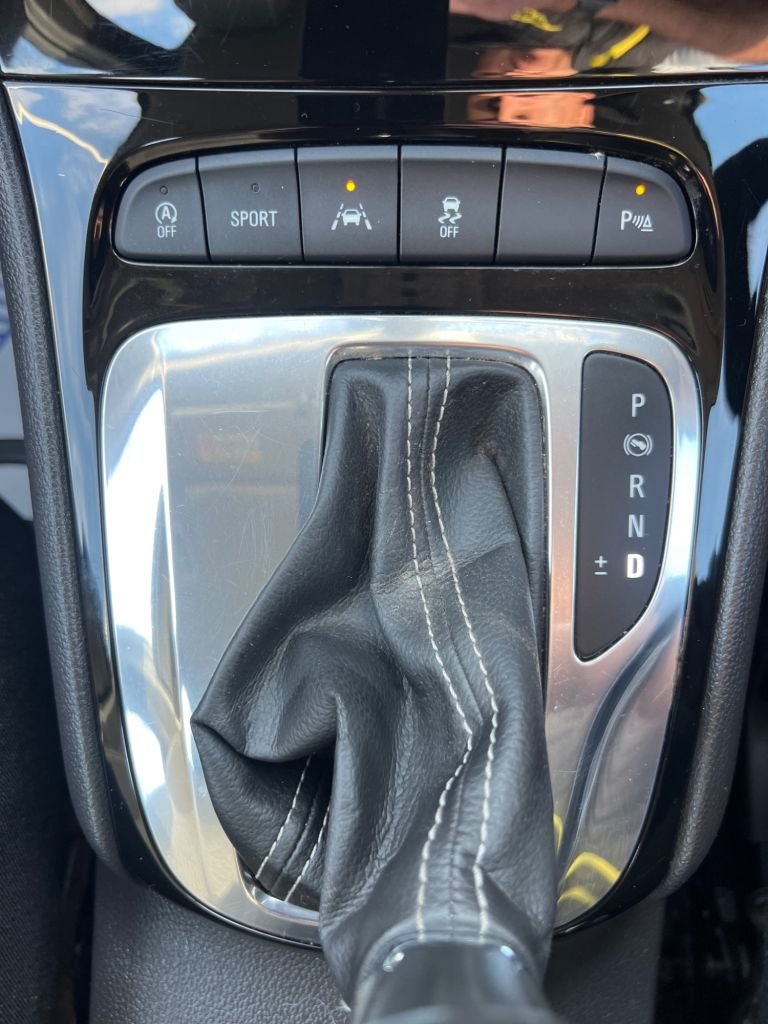 Used Vauxhall Astra 2017 for sale - 76280210: Photo 41