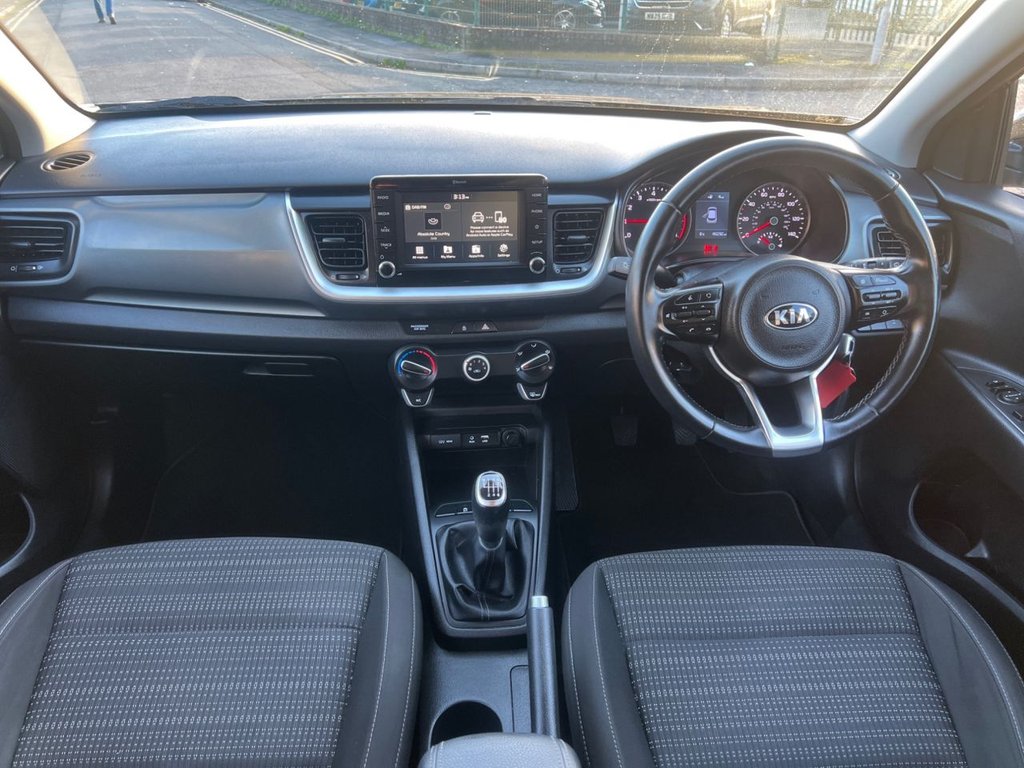 Used Kia Stonic 2020 for sale - 76632393: Photo 3