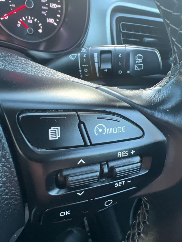 Used Kia Stonic 2020 for sale - 76632393: Photo 34