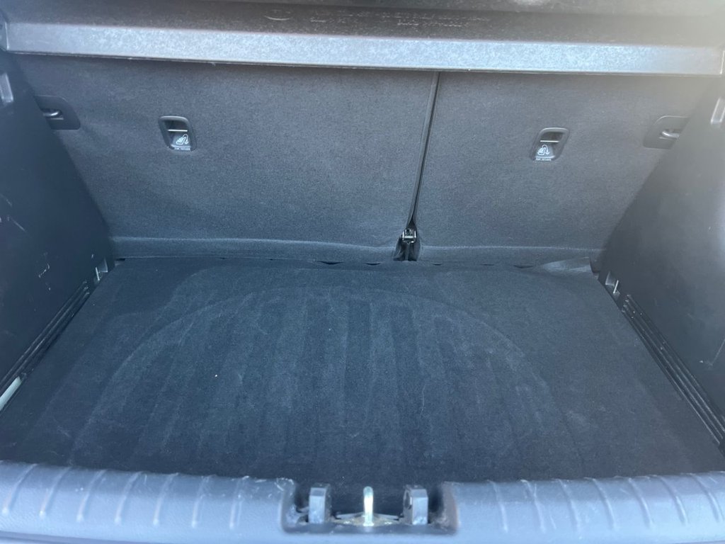 Used Kia Stonic 2020 for sale - 76632393: Photo 42