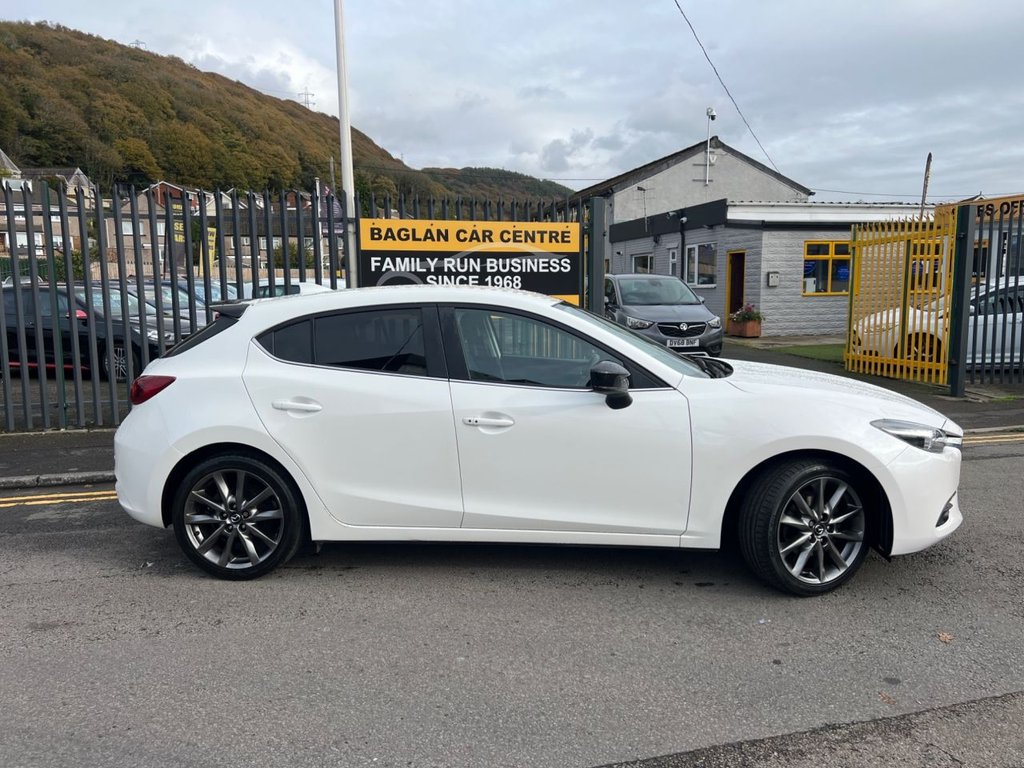 Used Mazda Mazda3 2019 for sale - 76406980: Photo 2