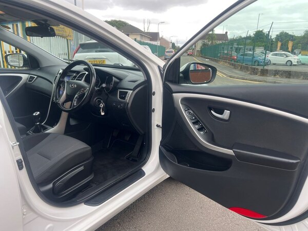 Used Hyundai i30 2014 for sale - 71591117: Photo 14