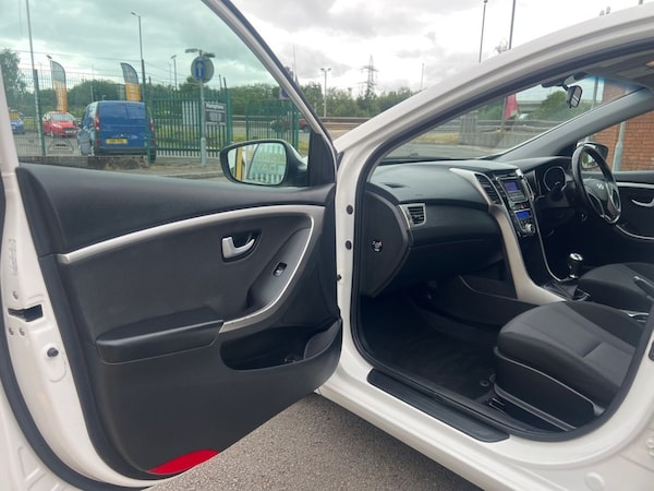 Used Hyundai i30 2014 for sale - 71591117: Photo 24