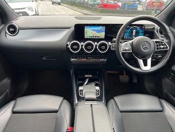 Used Mercedes-Benz B Class 2020 for sale - 77288073: Photo