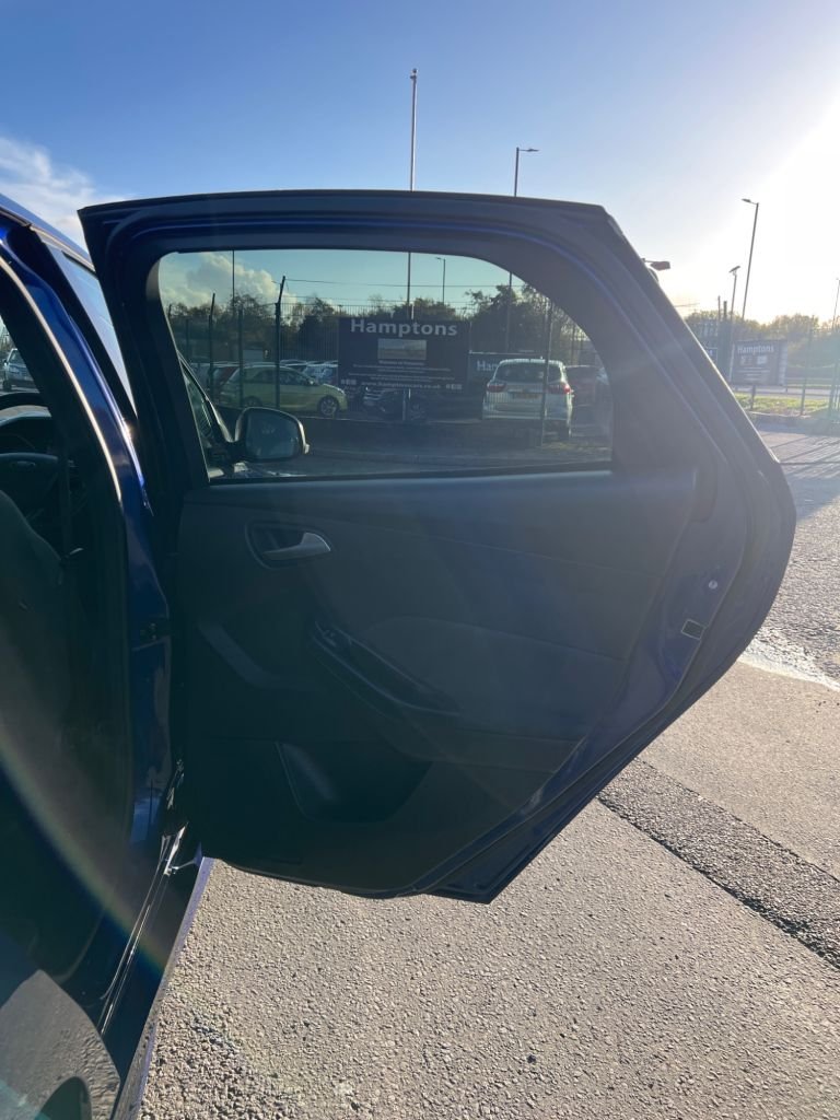 Used Ford Focus 2018 for sale - 76406592: Photo 17