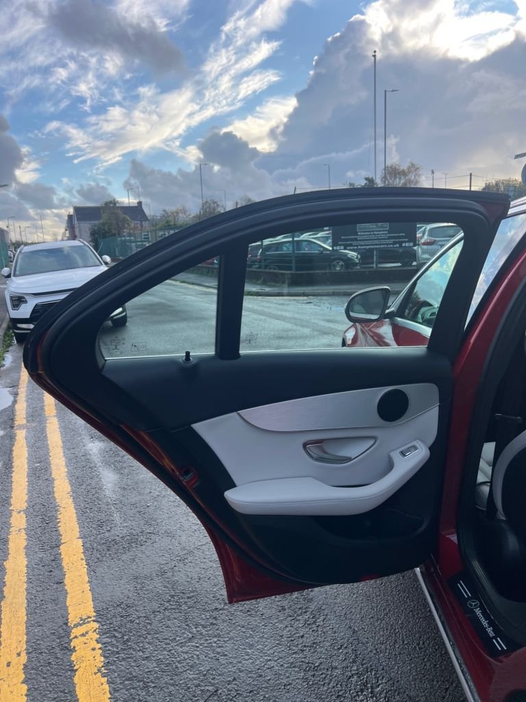 Used Mercedes-Benz C Class 2016 for sale - 76470438: Photo 25