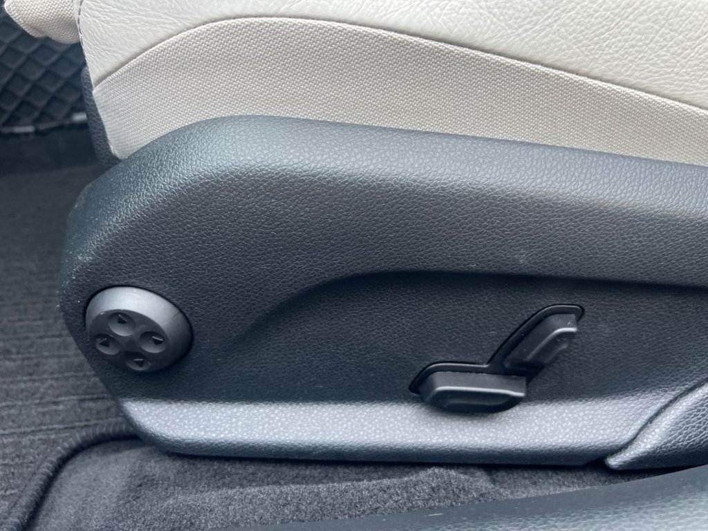 Used Mercedes-Benz C Class 2016 for sale - 76470438: Photo 31