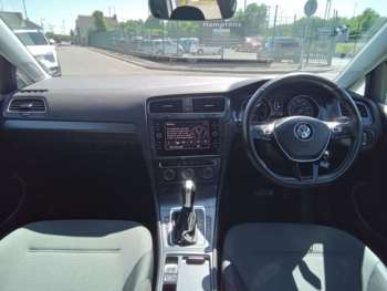 Used Volkswagen Golf 2019 for sale - 74733643: Photo