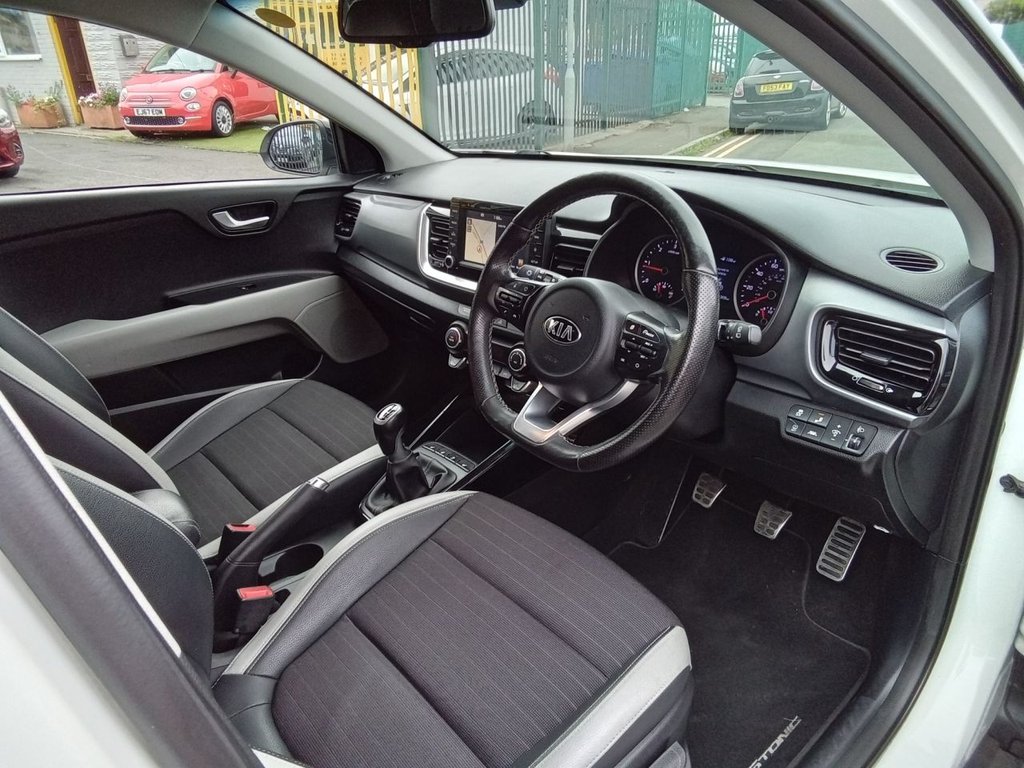 Used Kia Stonic 2018 for sale - 76147924: Photo 24