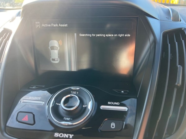 Used Ford Kuga 2015 for sale - 76279455: Photo 18