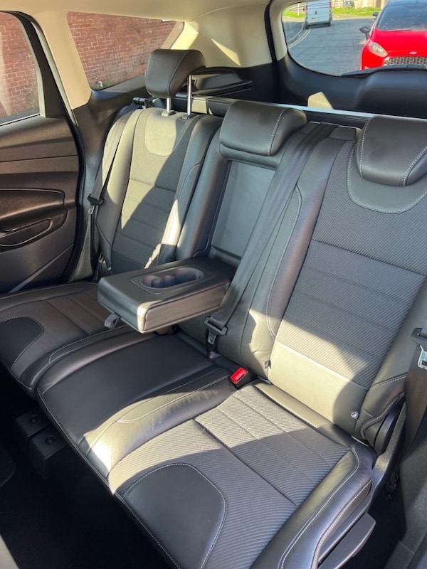 Used Ford Kuga 2015 for sale - 76279455: Photo 36