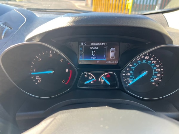 Used Ford Kuga 2015 for sale - 76279455: Photo 40