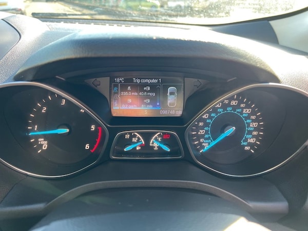 Used Ford Kuga 2015 for sale - 76279455: Photo 41
