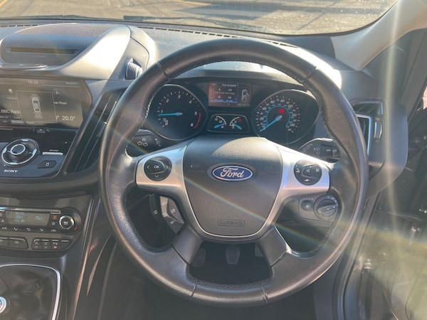Used Ford Kuga 2015 for sale - 76279455: Photo 44