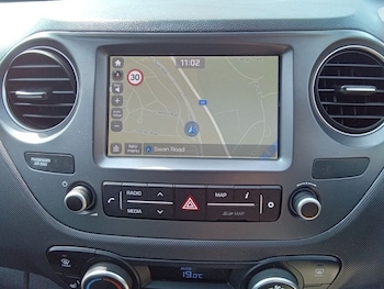 Used Hyundai i10 2017 for sale - 75559381: Photo