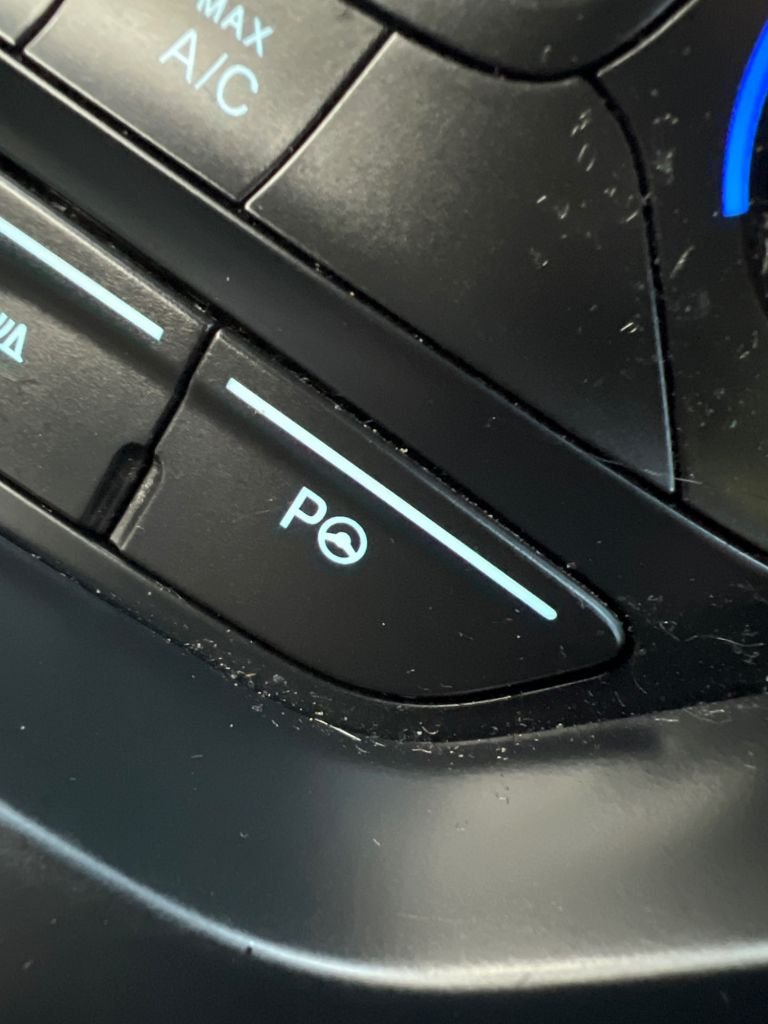 Used Ford Kuga 2018 for sale - 76909986: Photo 47