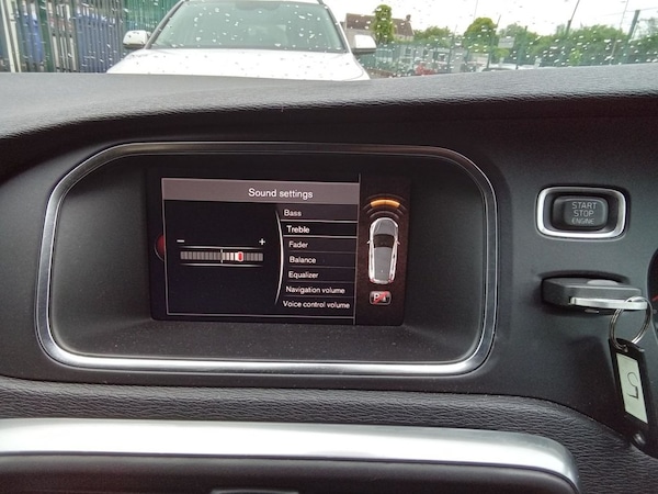 Used Volvo V40 2019 for sale - 74756799: Photo 13