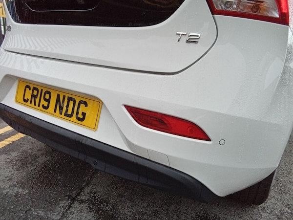 Used Volvo V40 2019 for sale - 74756799: Photo 15